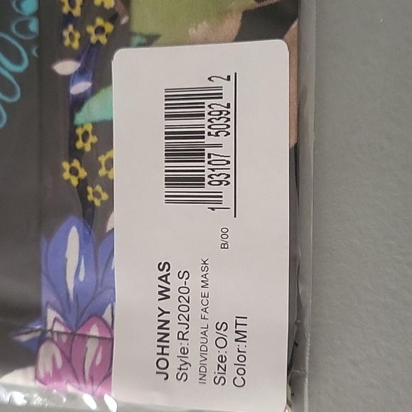 Johnny Was Silk Face Mask NWT - Picture 2 of 4